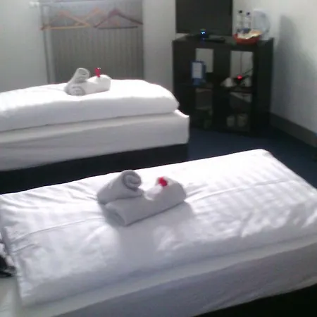 Schuttershof - Adults Only *